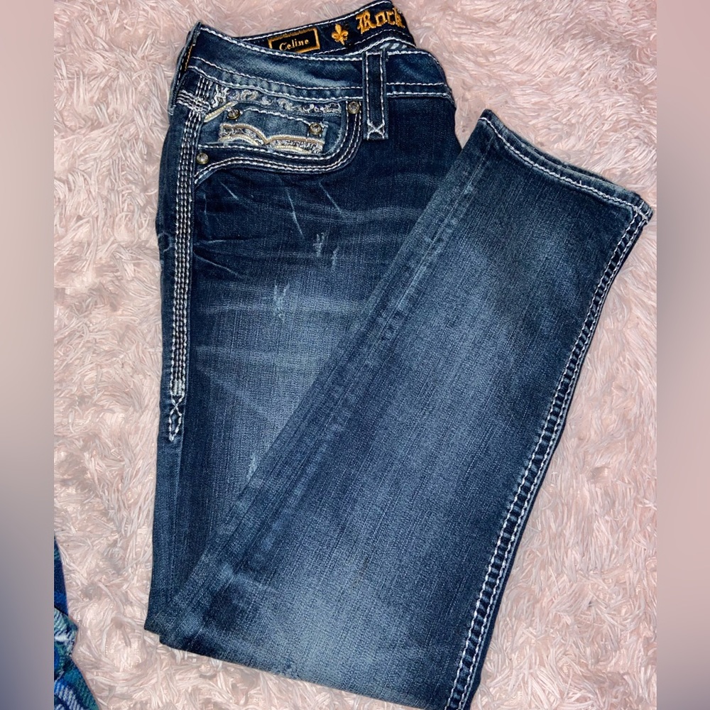 Sem is 32 , NEVER BEEN WORN SKINNY ROCK REVIVALS